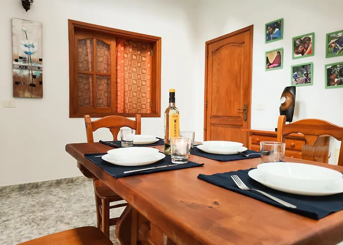 Volkkanrentals View House Holiday home Famara