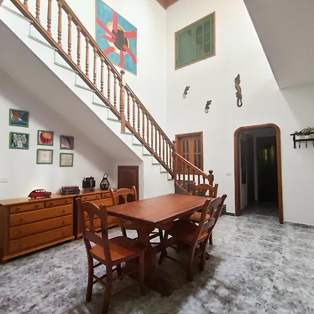 Volkkanrentals View House * Famara